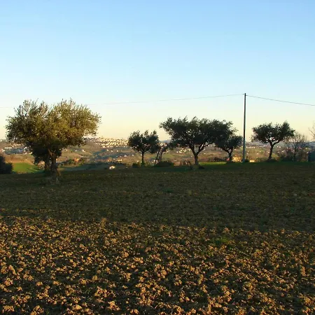 Сasa de vacaciones Charming House In With Shared Pool *